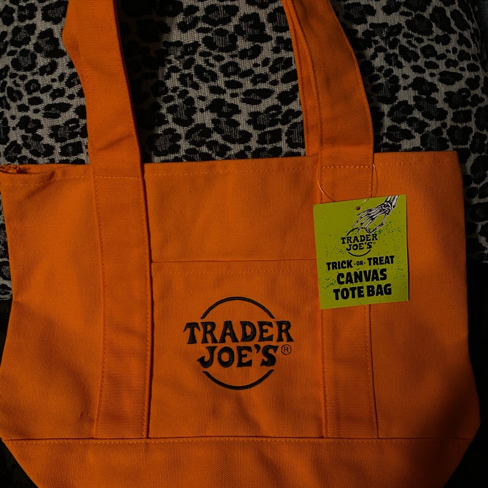 Trader Joe's halloween orange tote bag🧡
